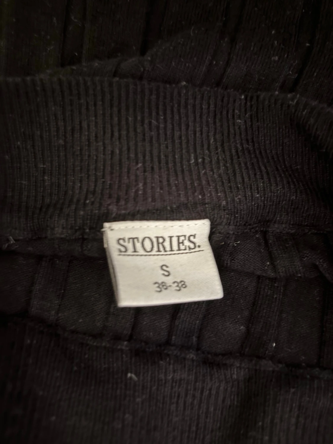 Svart långkjol från Stories - 1