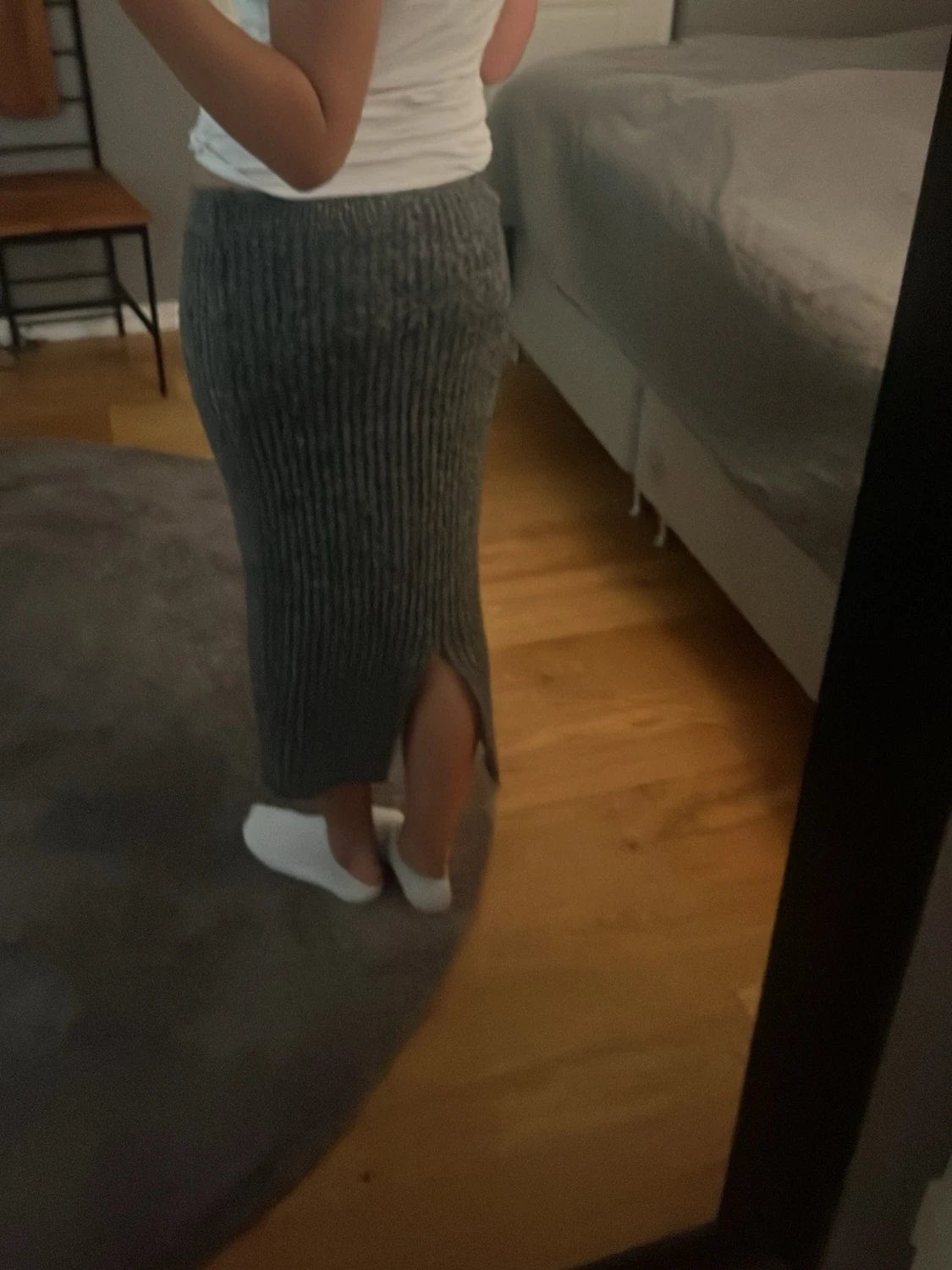 Grå ribbad långkjol - 2