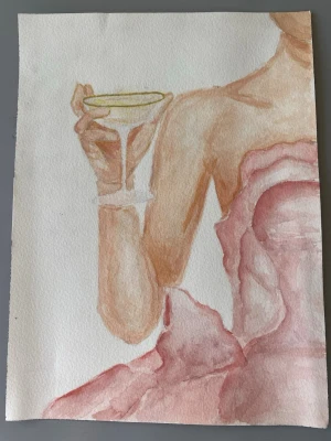 Akvarellmålning A4 - Unik hemmagjord akvarellmålning på papper som föreställer en person i en rosa volangklänning som håller ett glas. Mjuka pastellfärger och konstnärlig stil ger en elegant känsla. Perfekt som dekoration i hemmet eller som present till någon som gillar konst. Finns lite skavanker då den är hemmagjord. 