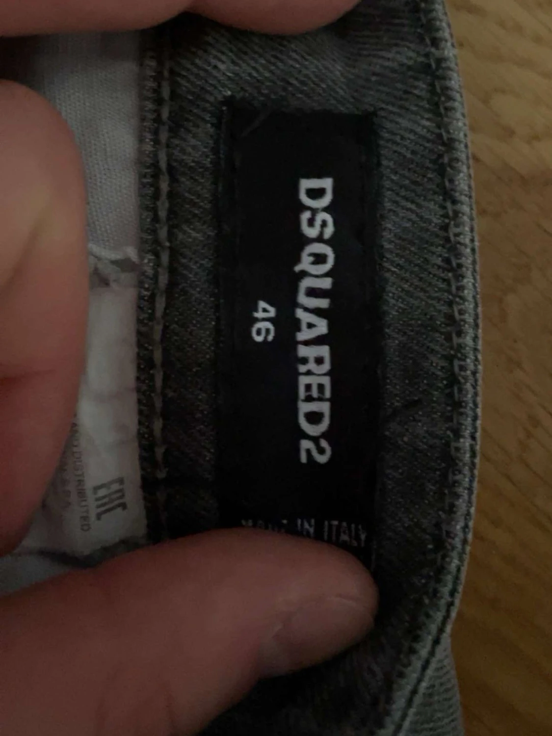 Grå slitna jeans från DSQ - 3