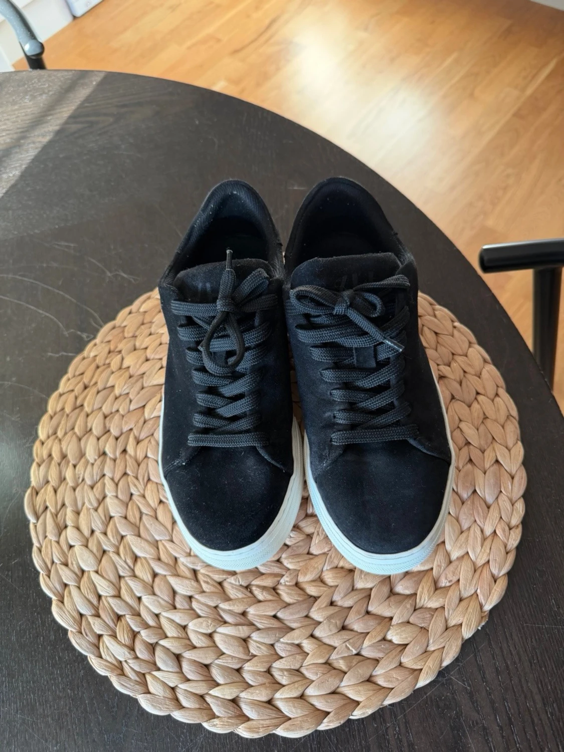 Svarta sneakers från Selected/Homme - 1