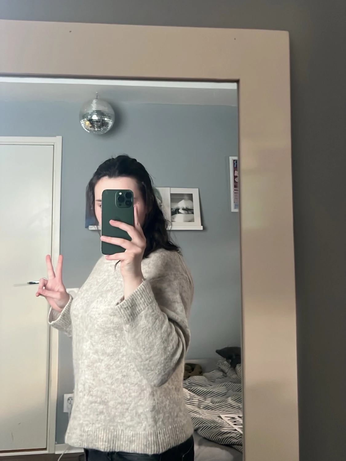 Beige stickad tröja i ullmix - 1