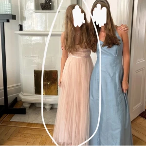 Ljusrosa balklänning - Superfin balklänning som jag köpte här på plick förra året! Skriv för fler bilder 💖