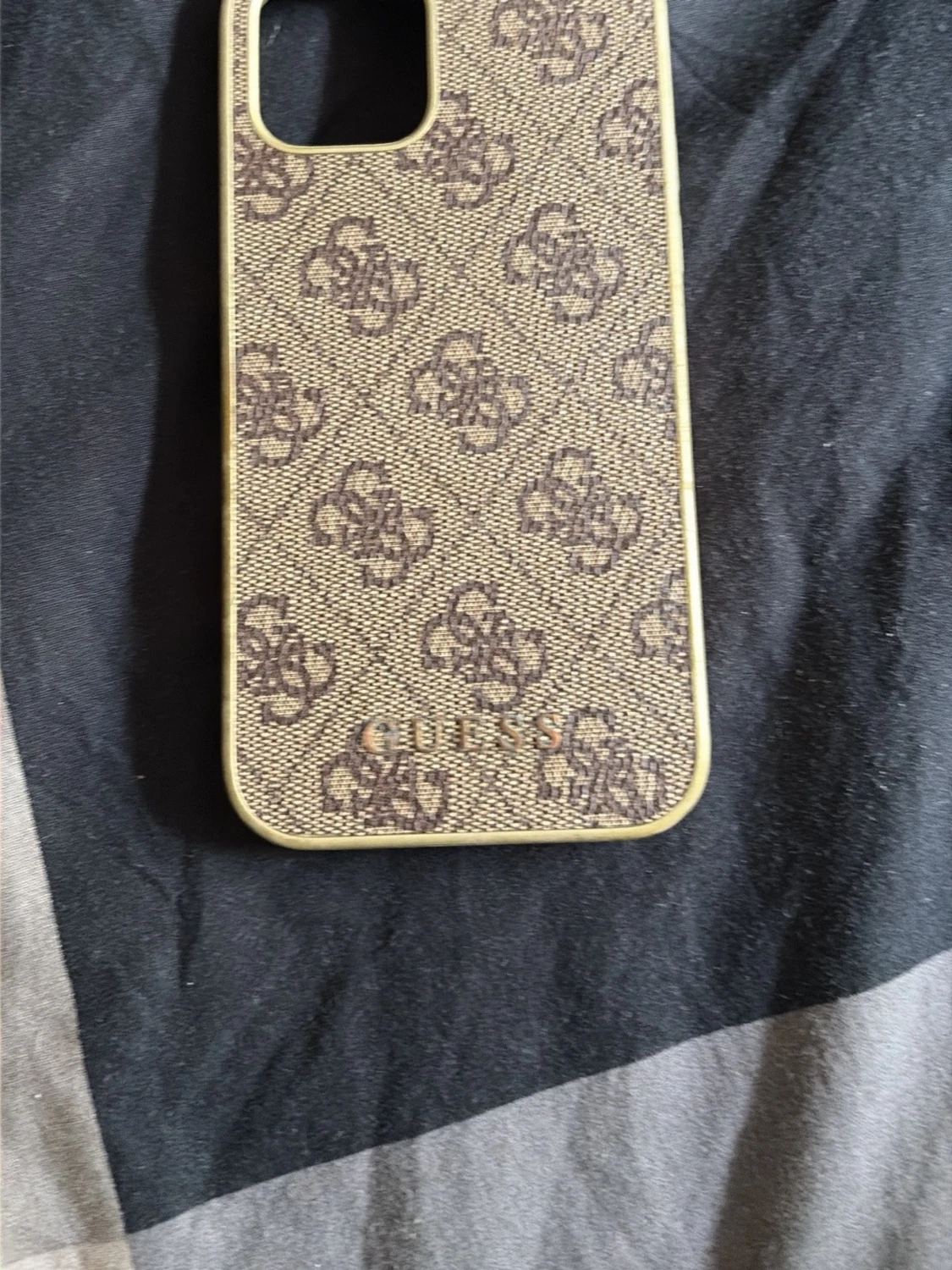 Beige mobilskal Guess monogram iPhone 12 Pro 