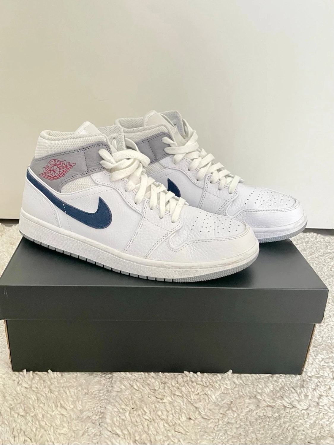 Nike Air Jordan 1 Mid 