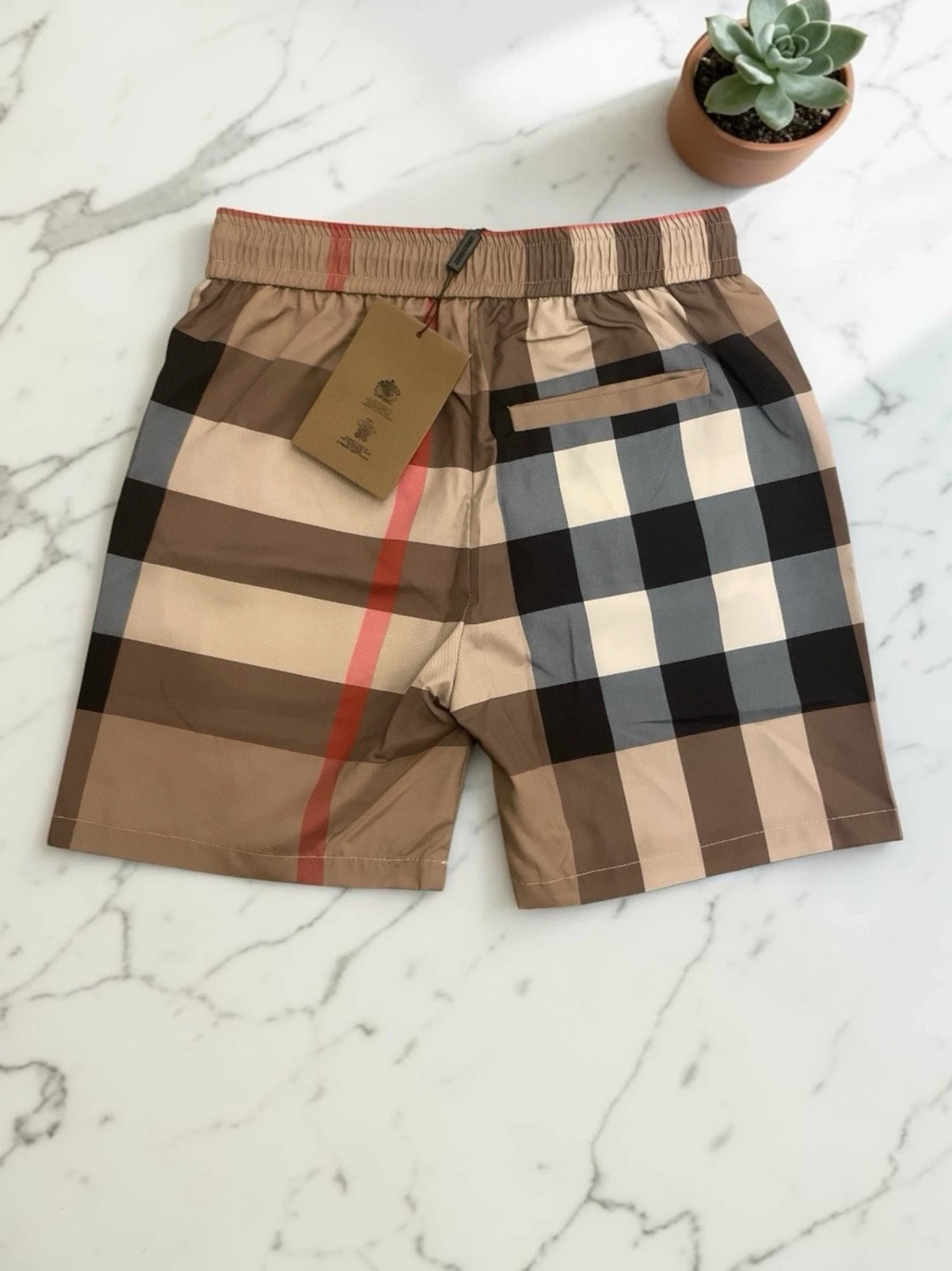 Burberry badshorts - 1