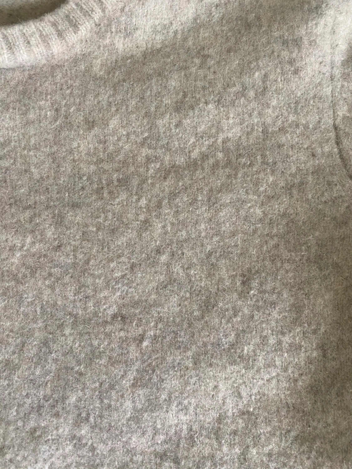Beige stickad topp med kort ärm - 2