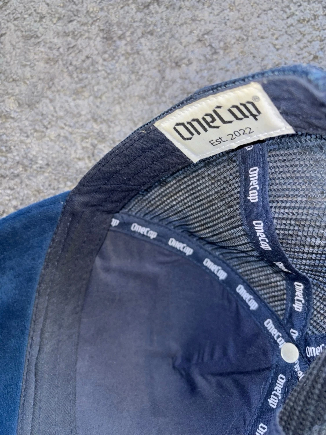 Blå truckerkeps från OneCap - 2