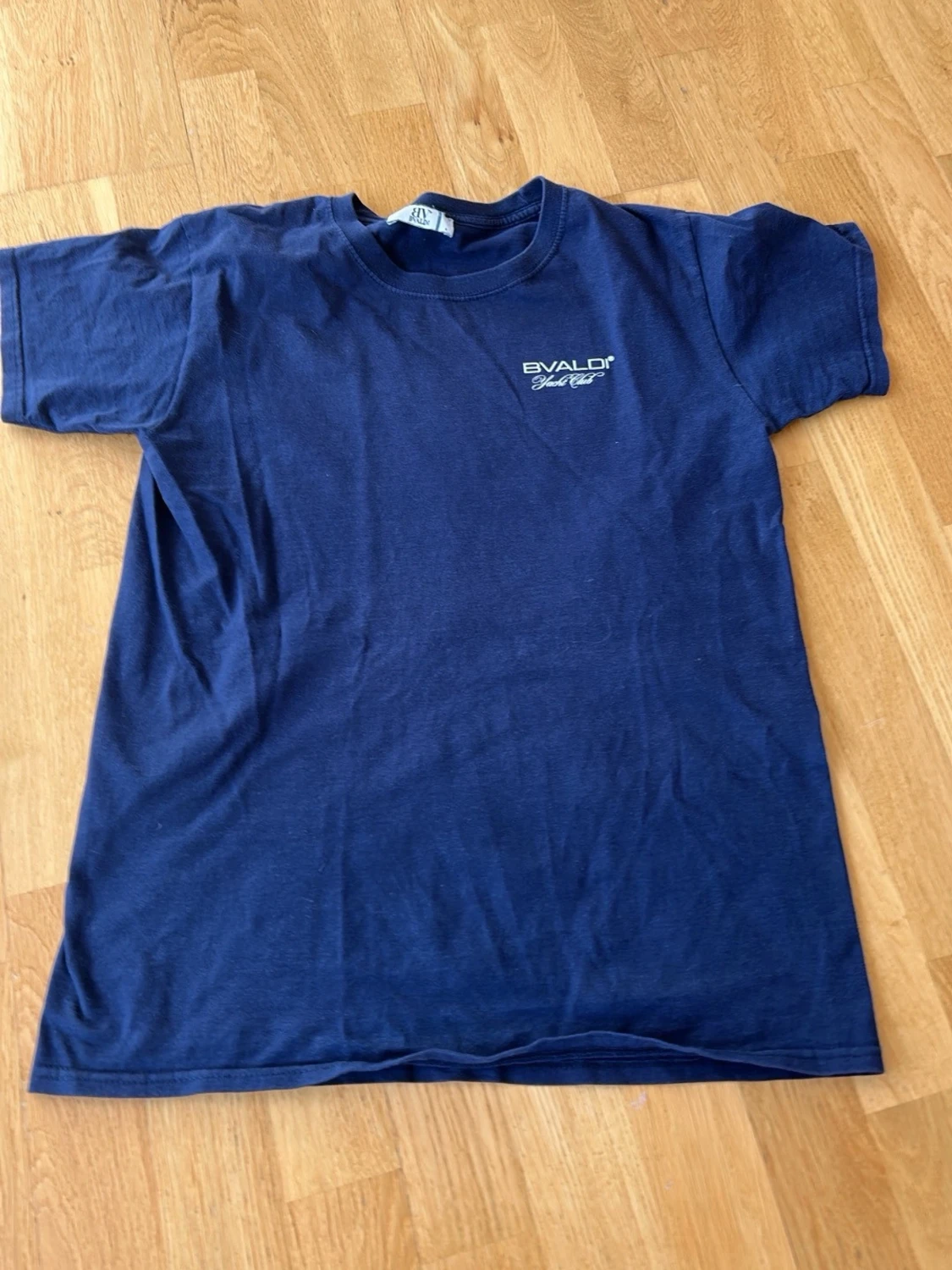 Marinblå BVALDI t-shirt med tryck - 1