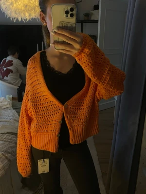 Orange stickad kofta - Superfin orange stickad🧡 