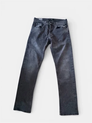 Replay Grover | 30/32 - Replay jeans | grover | svart/gråa | 30/32 | skriv vid minsta lilla fråga eller fundering