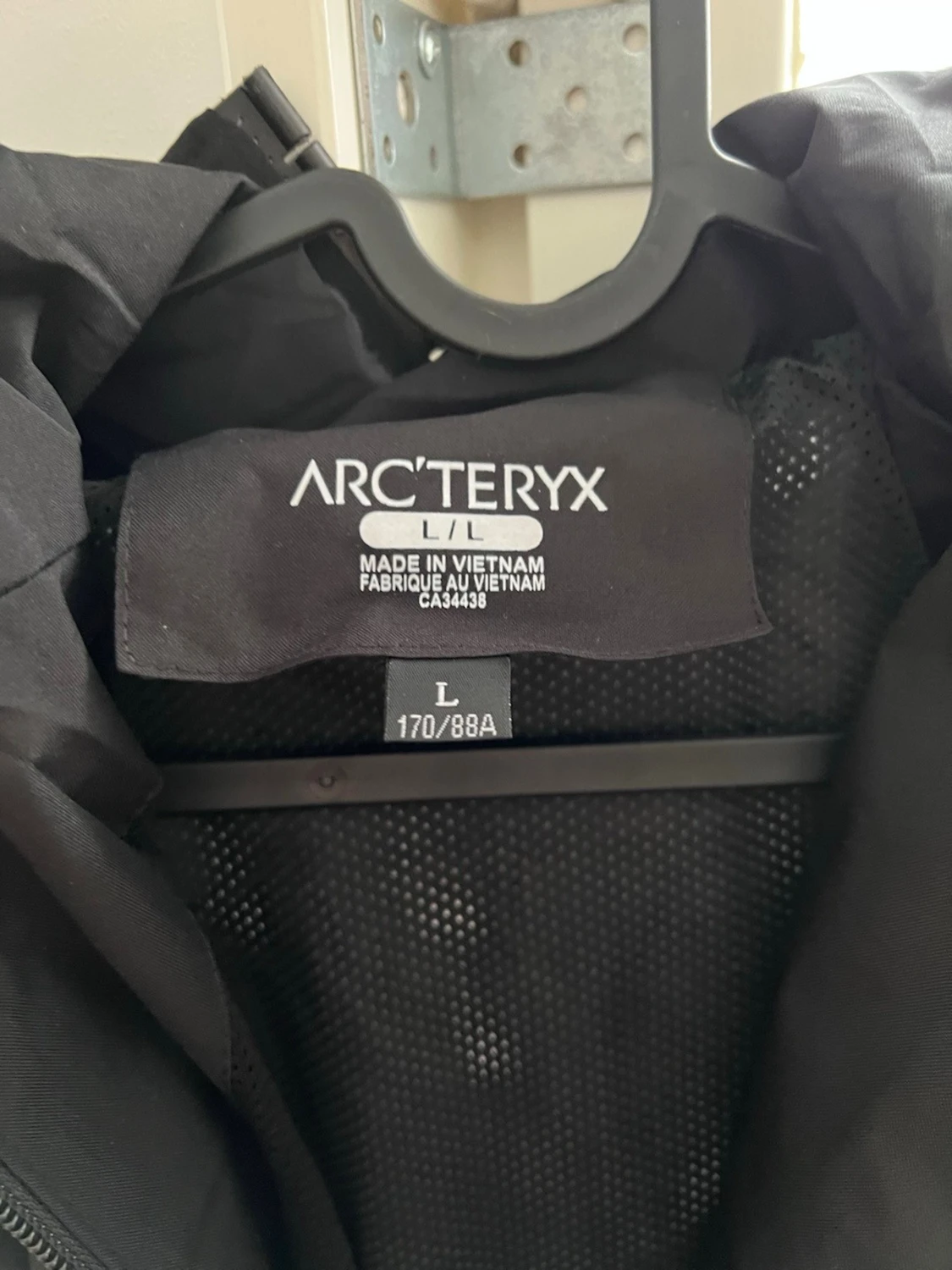 Svart vindjacka från Arc'teryx - 5