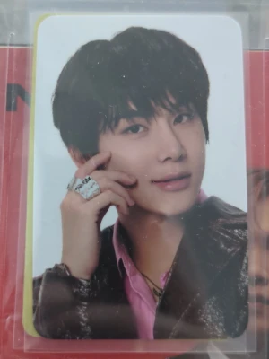 Jungwoo pc - Officiell photocard som gavs ut på SMtown London 2025