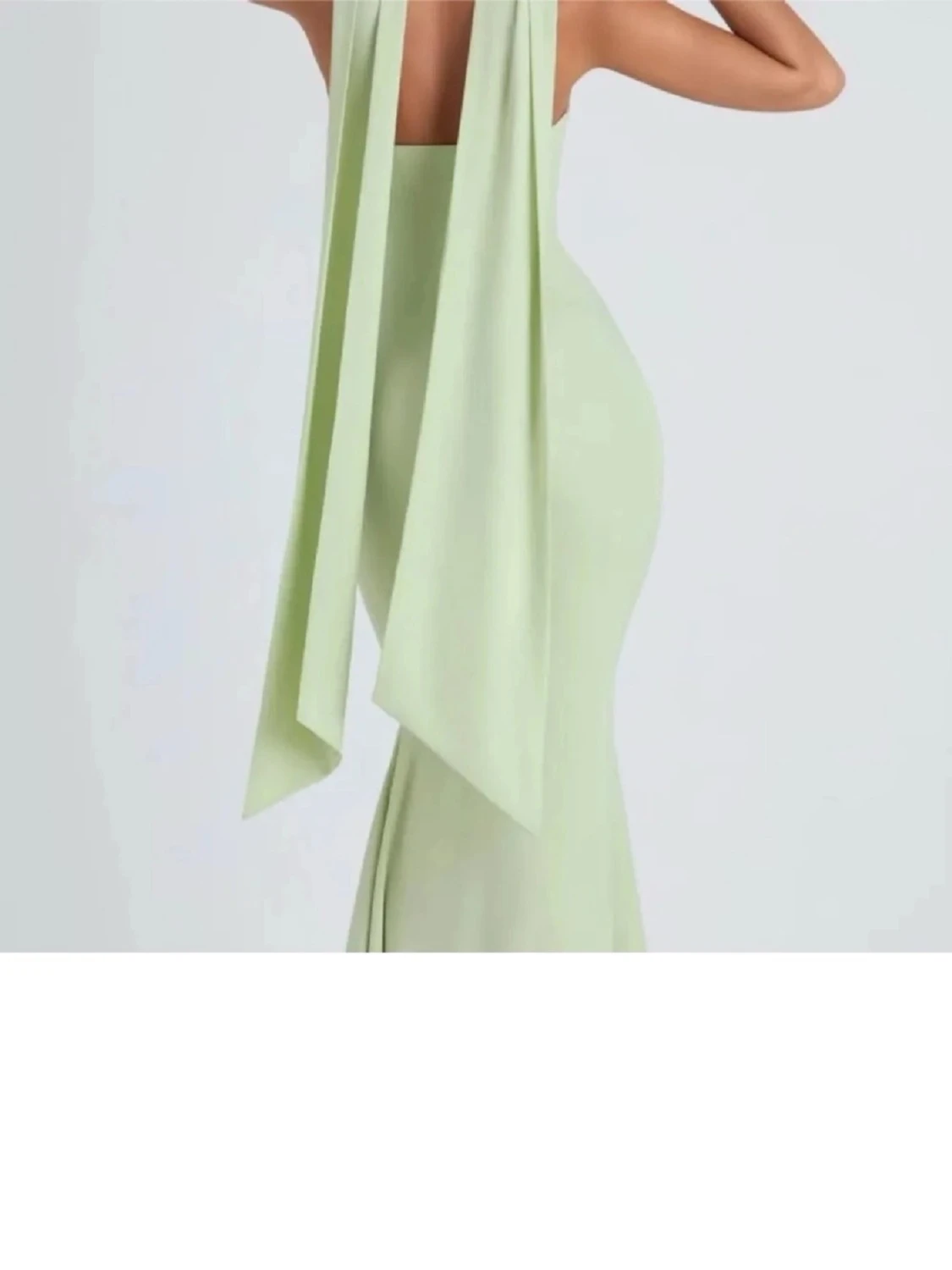 Ljusgrön långklänning med scarf - 1