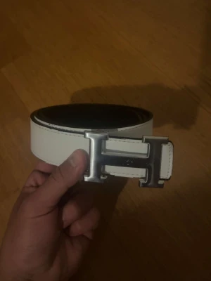 Bälte - Lite defekt men märks inte