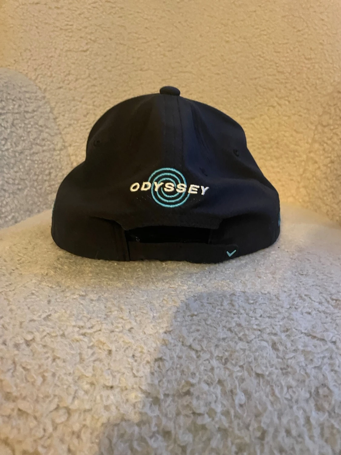 Svart Callaway keps med blå brodyr - 3