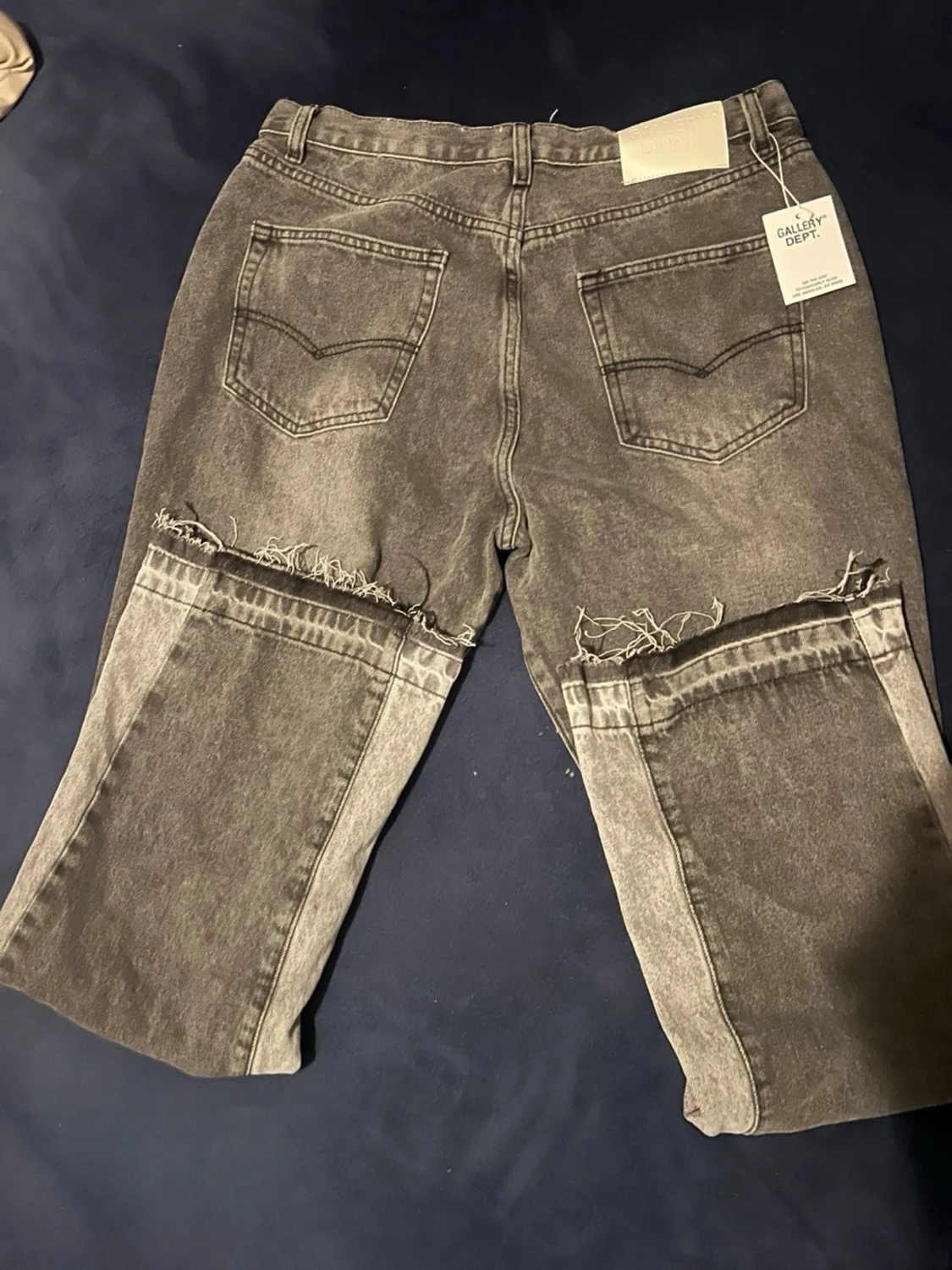 Gråa jeans med råa kanter Gallery Dept - 1