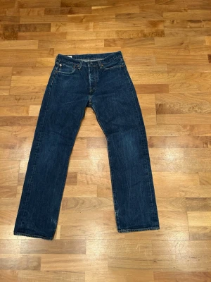 Levis jeans  - Levis 501 W31 L30. Är i fint skick 