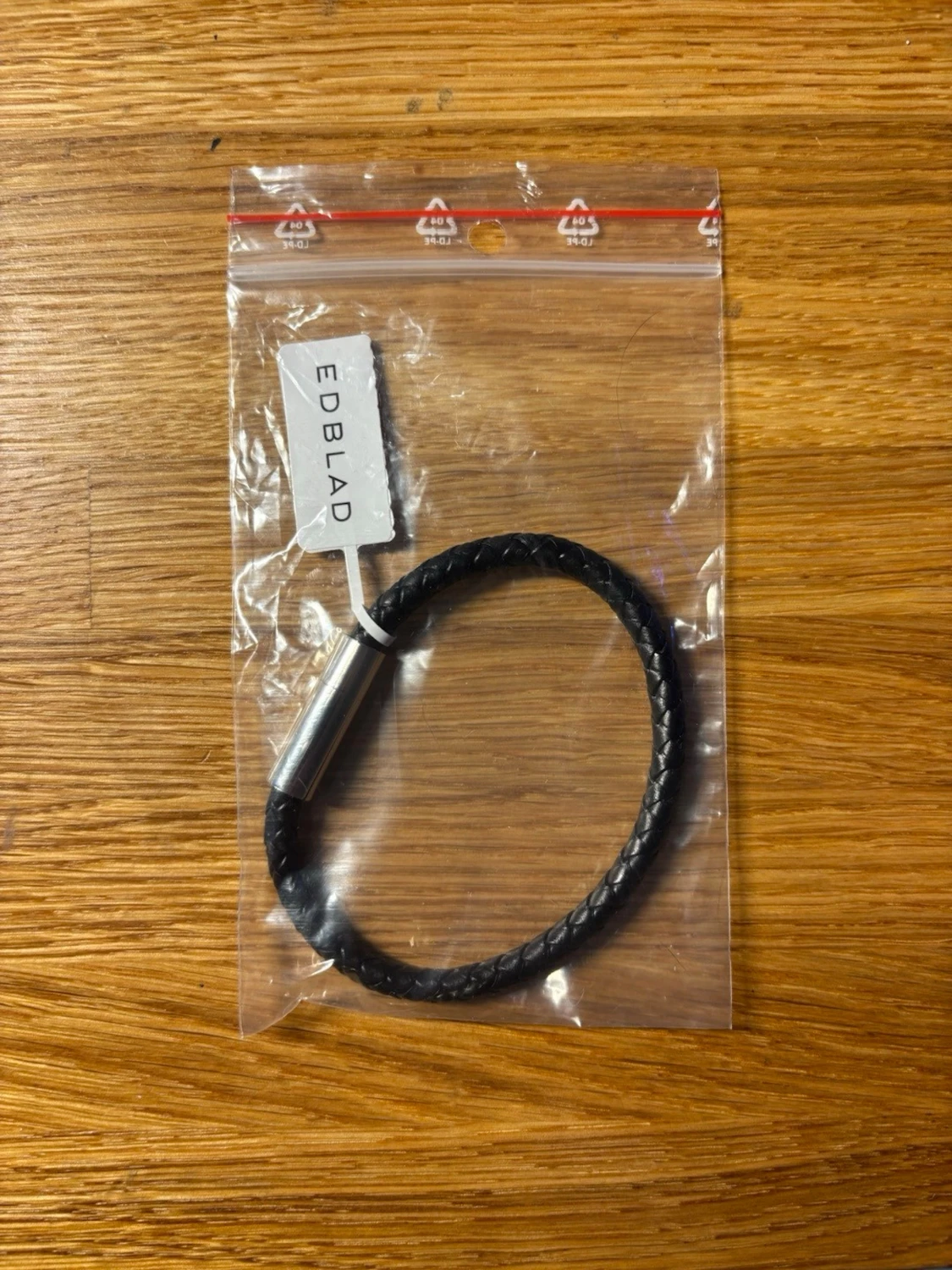 Svart flätat läderarmband EDBLAD