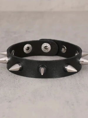 Armband punk nitar - Punkarmband i PU-läder för män/kvinnor. Goth punk rock-armband. Längd 24 cm. Bredd 1,5 cm.