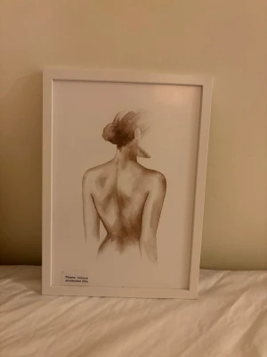 Poster 21x30 - Superfin poster från desenio, 21x30cm! Aldrig använd. Köpte inför att jag skulle flytta och tyvärr passade det inte in i lägenheten 🫶🏼