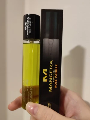 Mancera Roses Vanille - Mancera Roses Vanille Perfume. 33ml bottle. New! Great winter/fall fragrance.