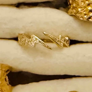 Blixt ring ❣️ - Justerbar 