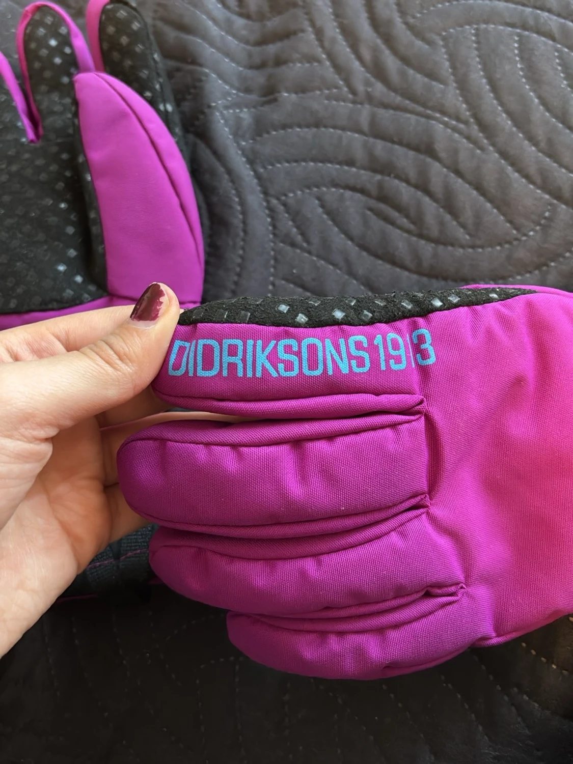 Rosa vinterhandskar från Didriksons - 3