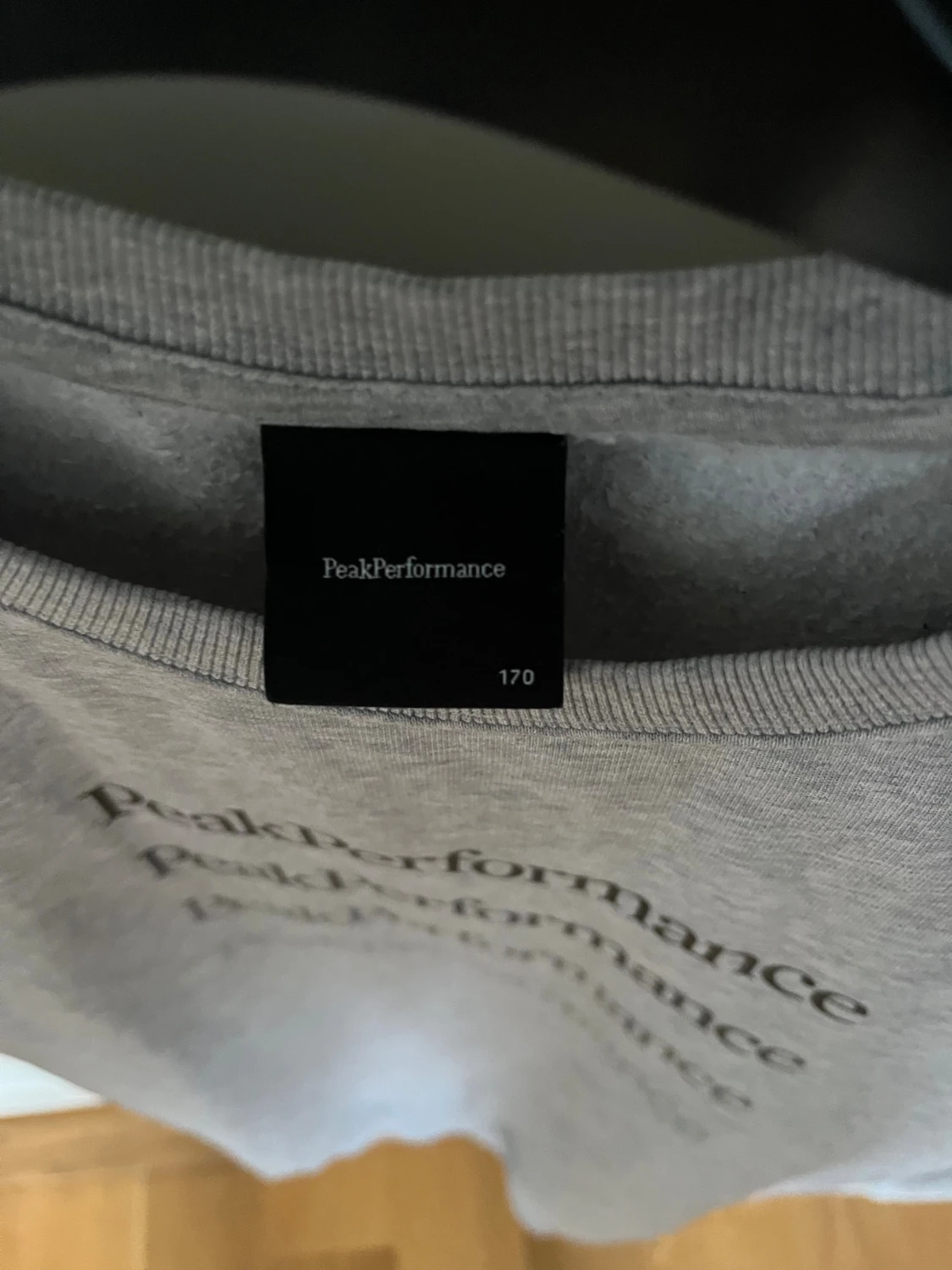  Peak Performance sweatshirt  - 2
