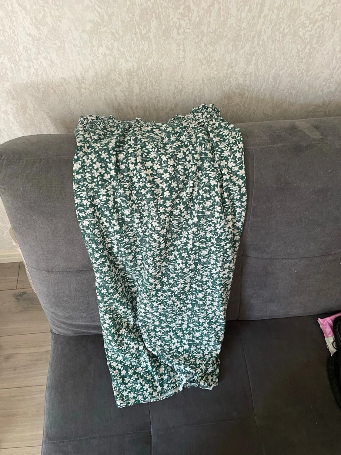 Grön blommig midikjol - 1