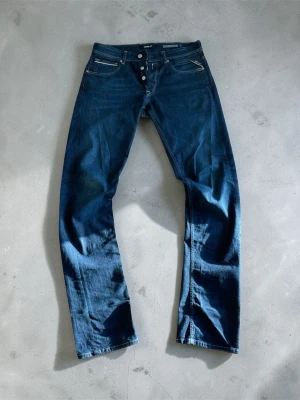 Replay jeans - Fin jeans, sitter som en smäck w32 passar ca 180-185cm lång