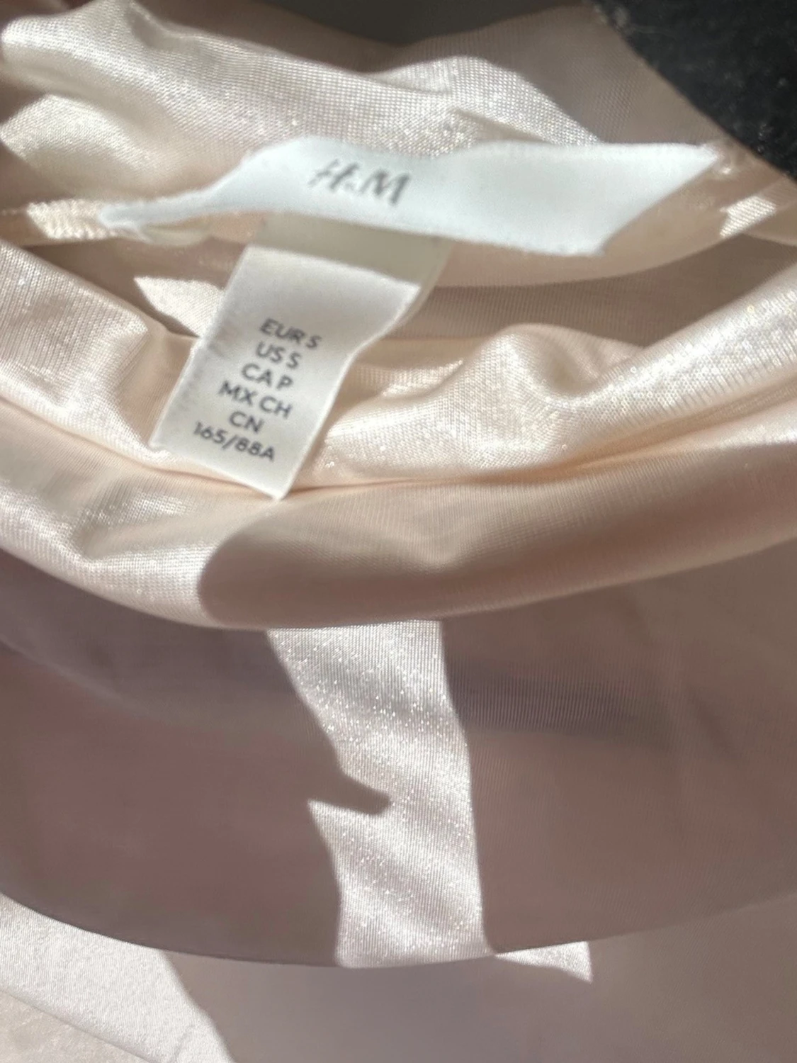 Ljusbeige långärmad blus H&M - 1
