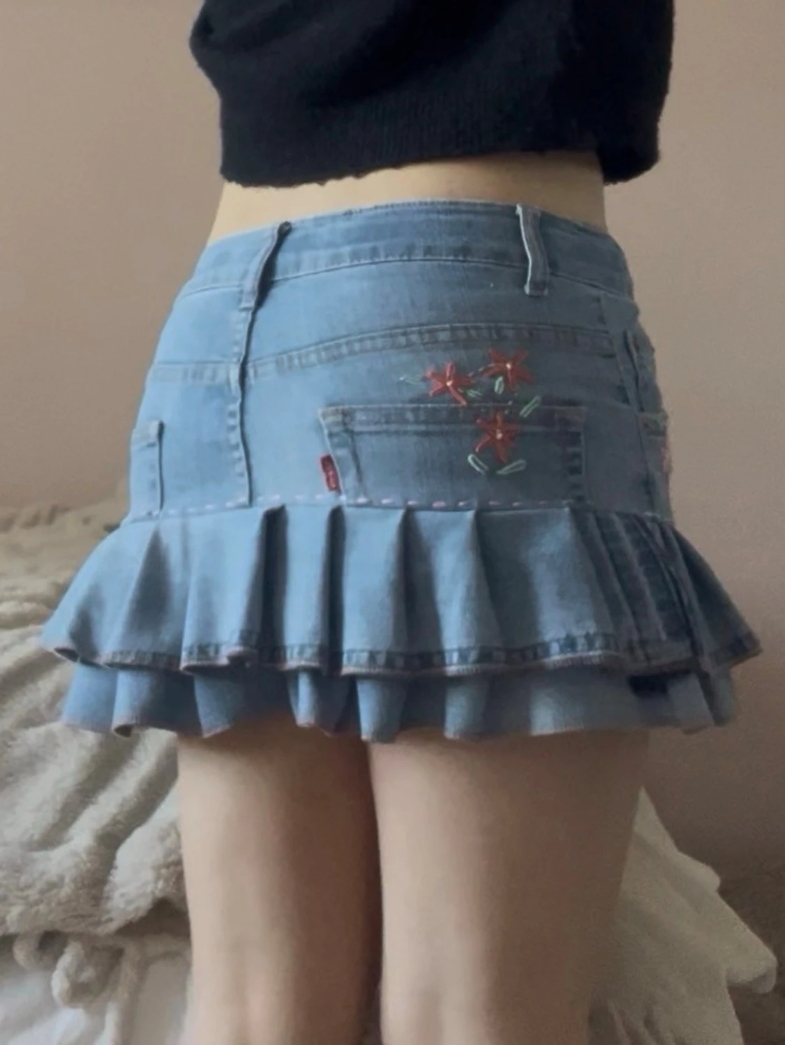 Jeanskjol med volang och broderi - 3