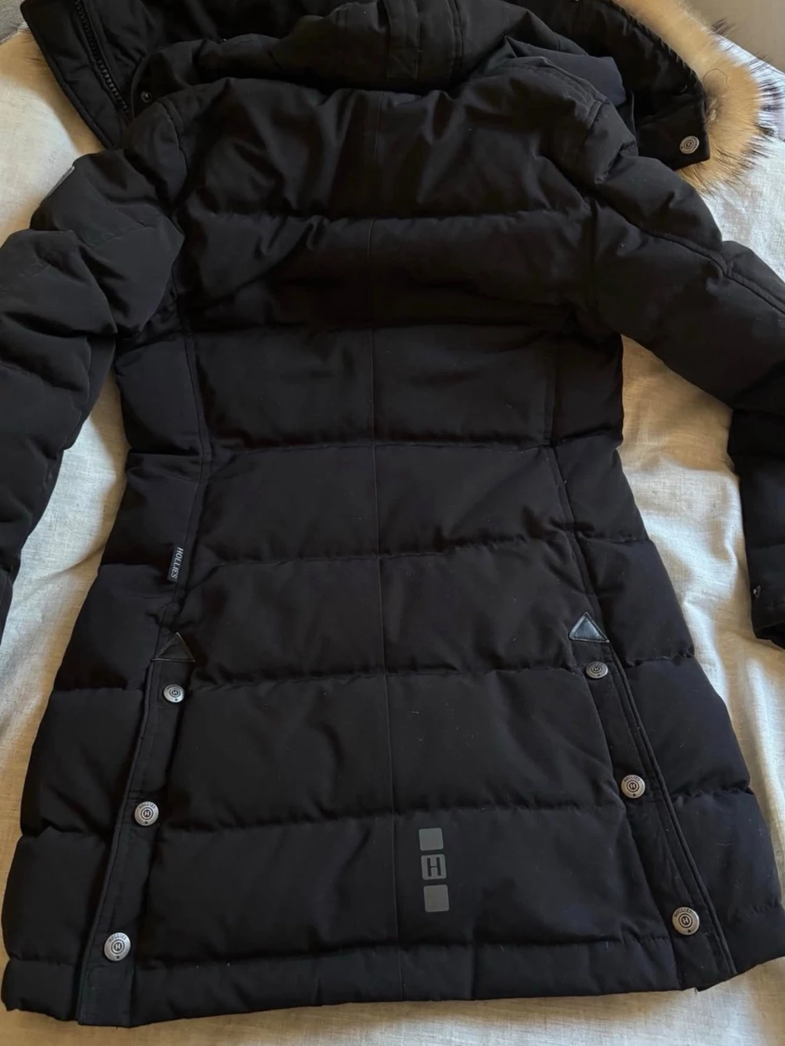 Svart parkas med pälskant från Holies - 3