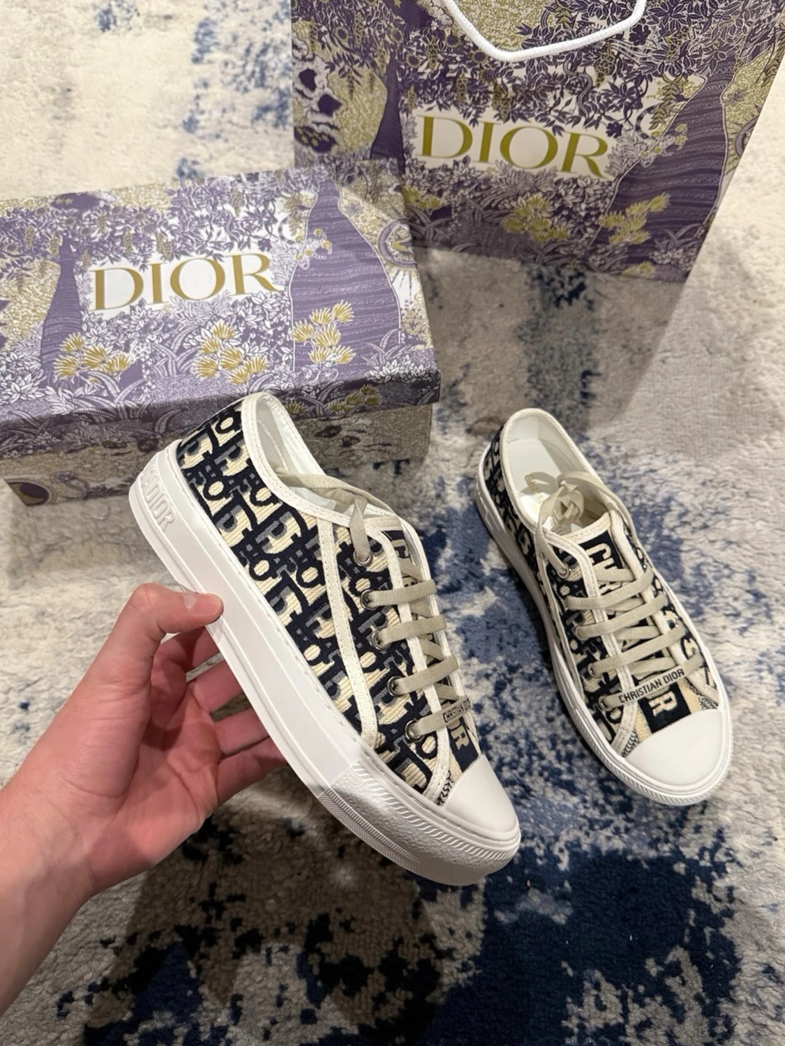 Svarta dior sneakers