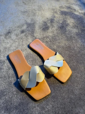 Sandaler  - Köpta utomlands!