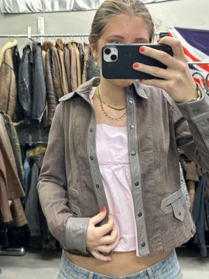 Jacka - Super cool jacka köpt second hand🤗