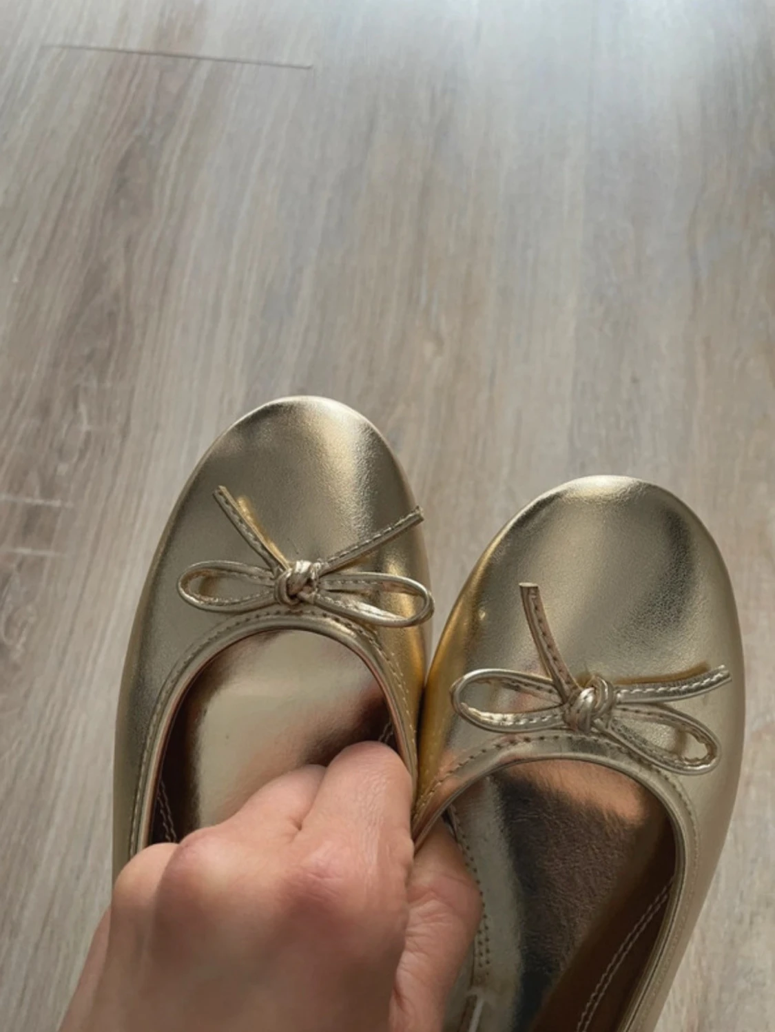 guldiga ballerinaskor  - 1
