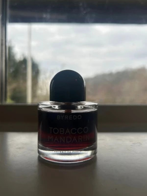 Byredo Tobacco Mandarin parfym - Utan box, finns kvitto kvar