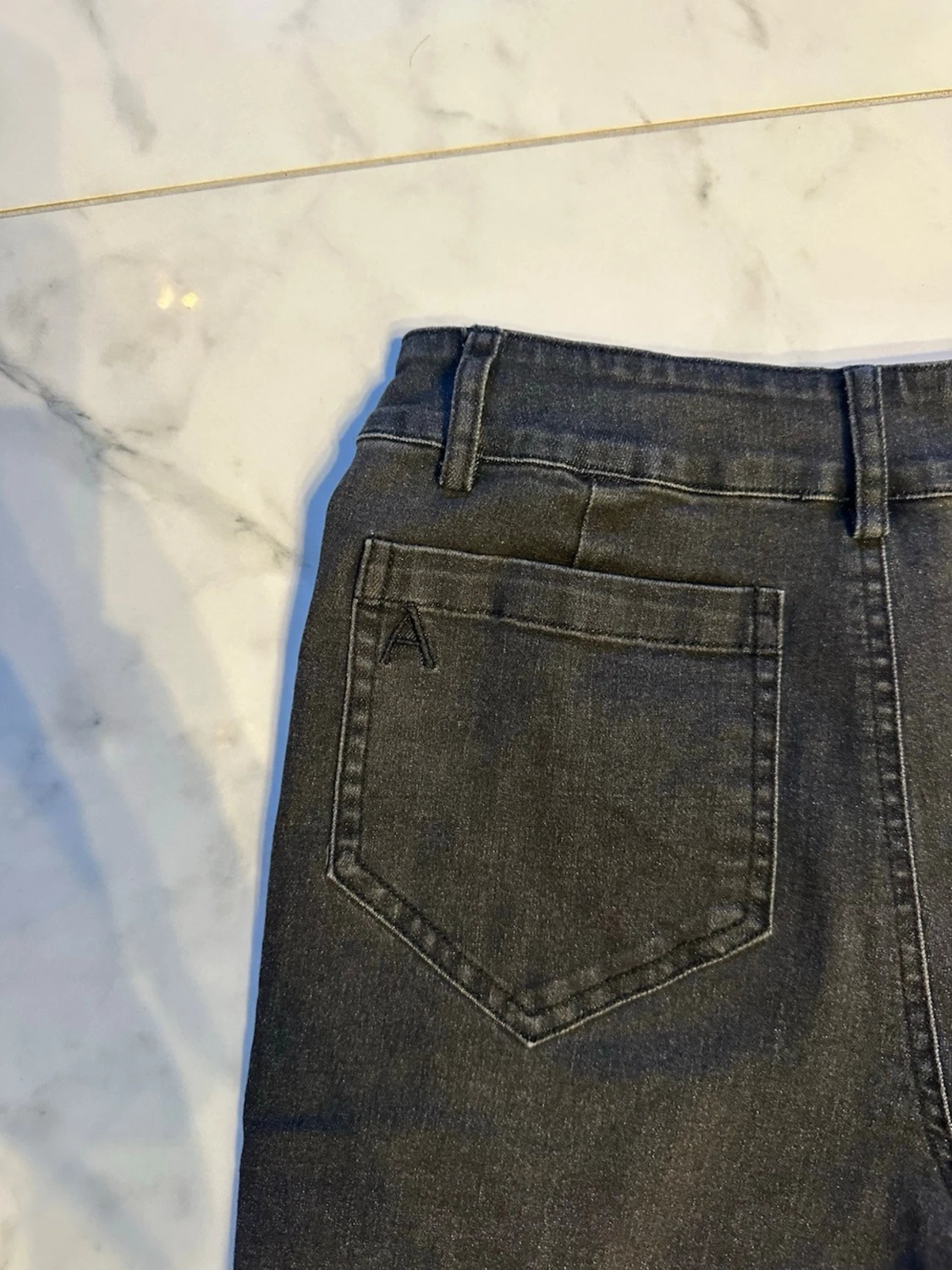 Slutsålda Alobha jeans  - 3