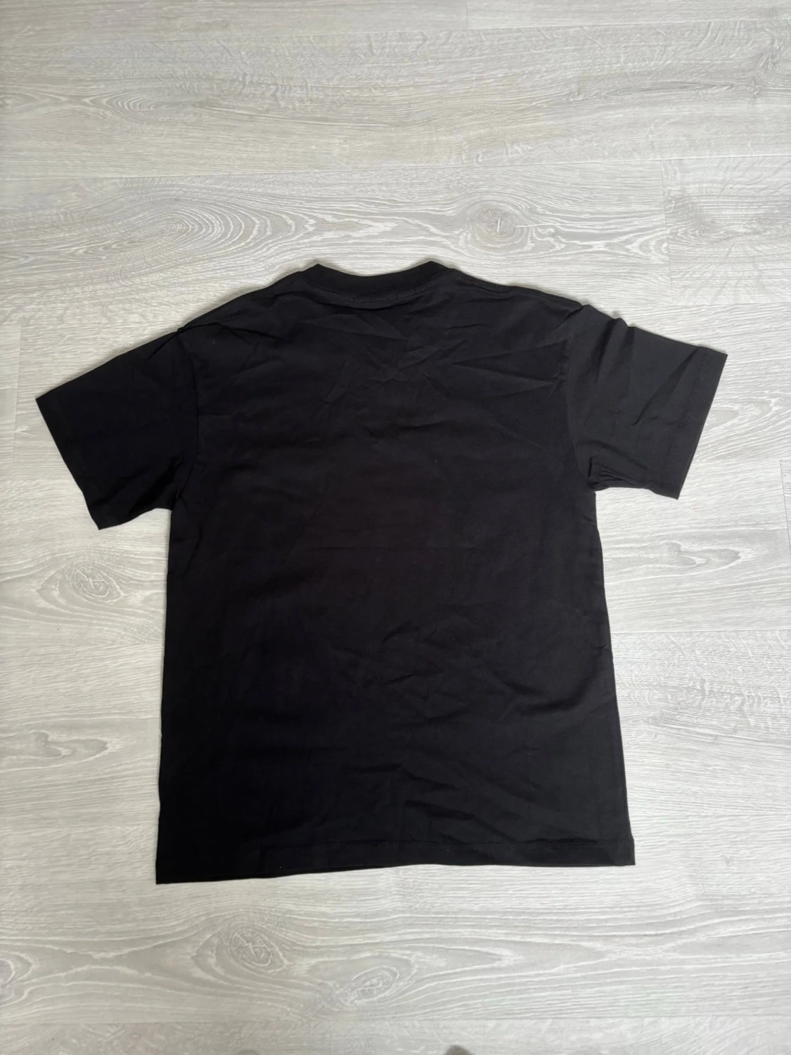 Svart t-shirt från Prada - 1