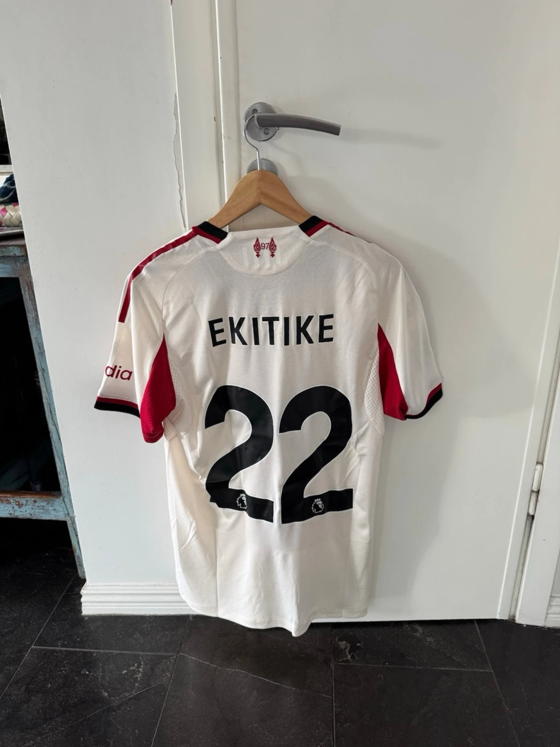 Liverpool bortatröja Adidas Ekiti 22 - 1