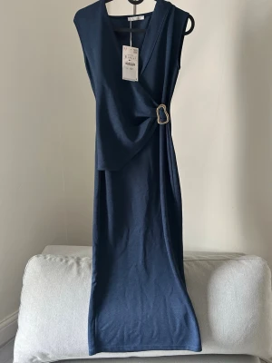 Zara Klänning  - Helt ny 💗💗