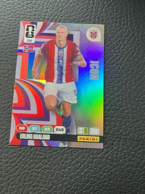 Panini Adrenalyn FIFA samlarkort - Säljer ett Panini Adrenalyn FIFA World Cup 2026 samlarkort som är Erling Braunt haaland!