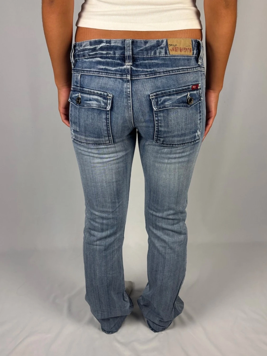 Såå snygga lågmidjade jeans - 2