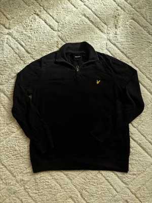 Niche Lyle & Scott quarter-zip knit  - 2000s style chic quarter zip 