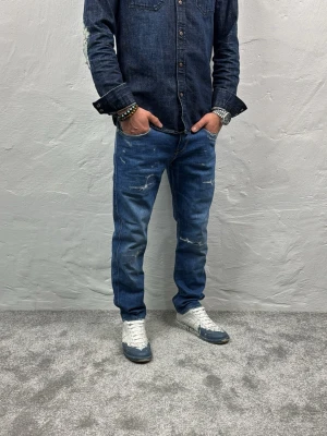 Replay jeans  - Ett par riktigt snygga jeans från Replay i storlek W30 L30 i modellen Anbbas 