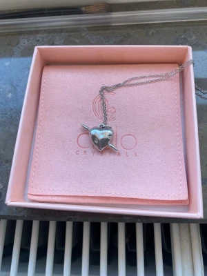 Silverhalsband  - Snyggt halsband, rostfritt