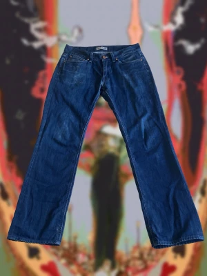 Vintage Acne Jeans - Vtg Acne Jeans Indigo blue. Riktigt snygg wash på dessa. Midja: 38-39cm tvärs över. Innerbenslängd: 76cm.