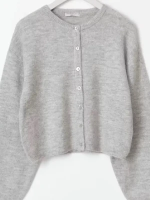 Stickad cardigan Gina Tricot - Fin kofta från Gina Tricot